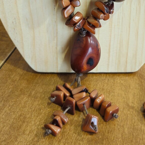 Earth Toned Mixed Material Necklace - Picture 7 of 10